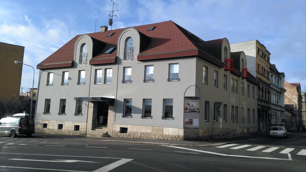 Hotel Na Baste Jablonec nad Nisou Exterior photo